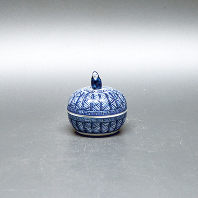 茶道具 香合（こうごう） 香合 染付 豆男 高野 昭阿弥 作 | 千年の香り