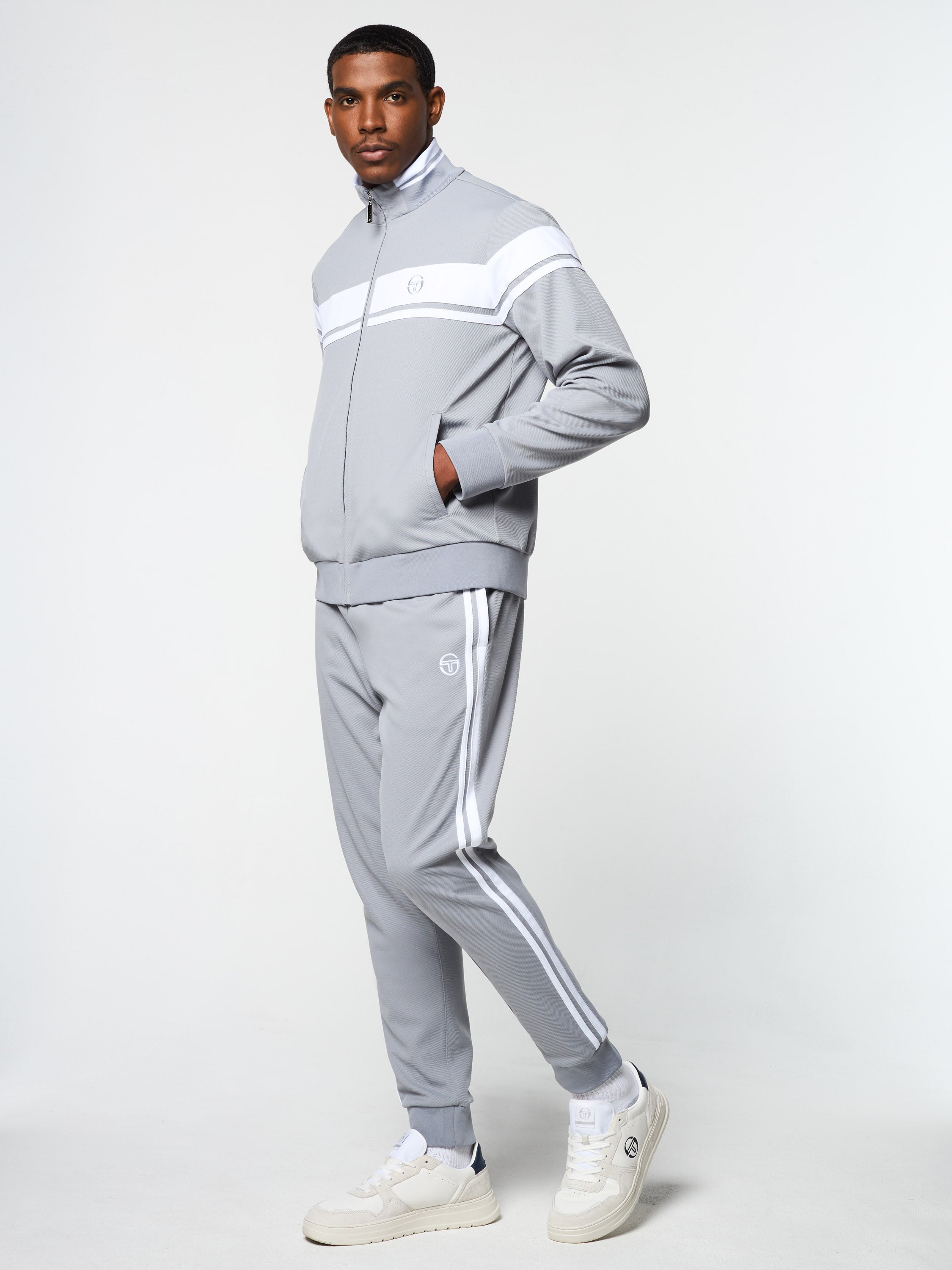 STF24M50737-947-3_022cc6c6-