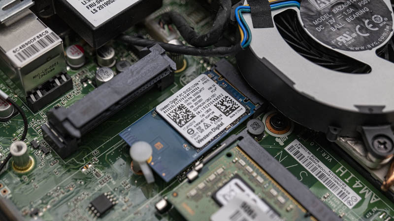 Lenovo ThinkCentre M715q Tiny CE Review AMD Ryzen TMM