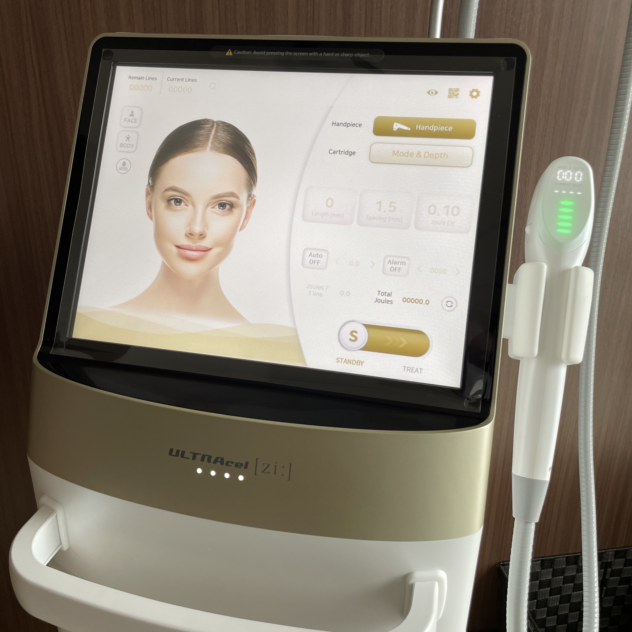 たるみ治療機器HIFU ウルトラセルziを導入しました | さとこ皮膚科