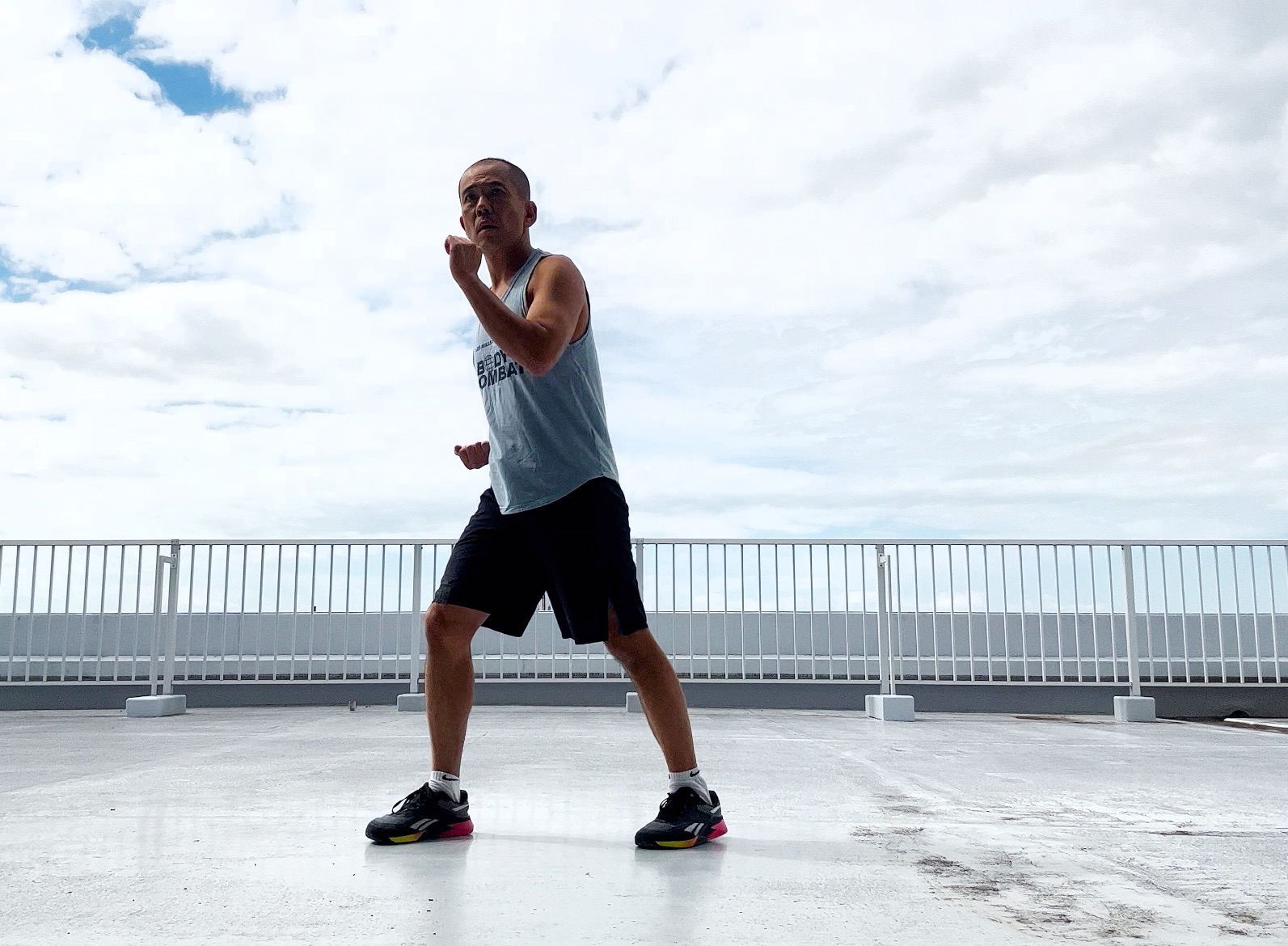 ボディコンバット96-4「Walk This Way」テクニック・ポイント①