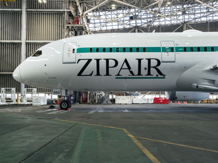 ZIPAIR × Ron Herman 美しい地球を未来に残すために、新たな選択肢や