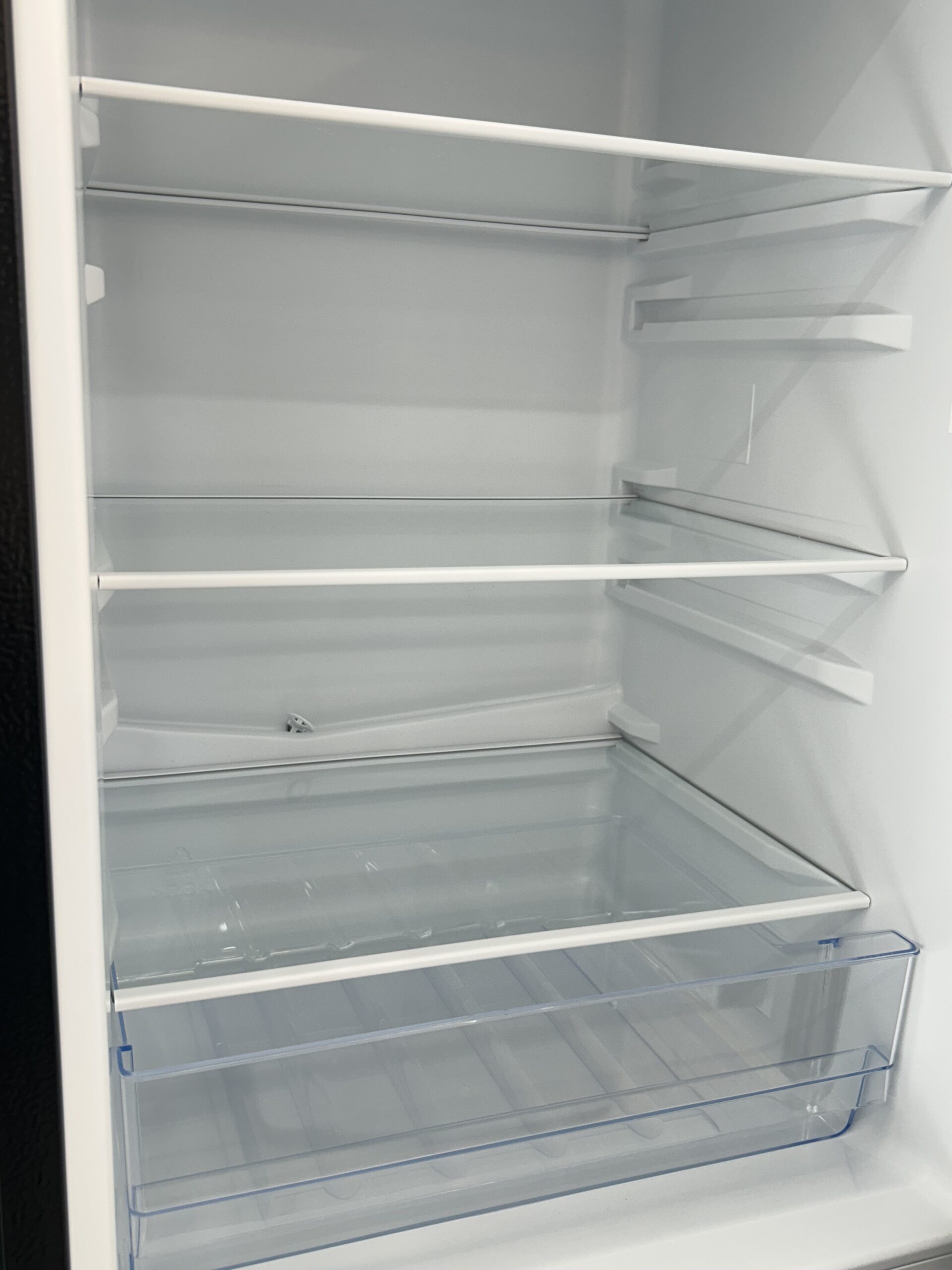 Hisense ハイセンス 175L 2ドア冷蔵庫 ブラック 黒 買取しました！ 26