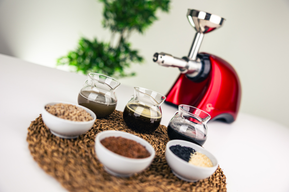 Sana 702 Oil Extractor | Sana Products