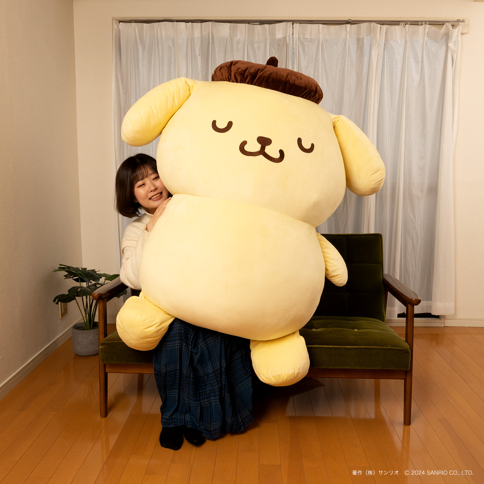 すべてを受け入れるポムポムプリン」超巨大クッションが登場☆｜サンリオ