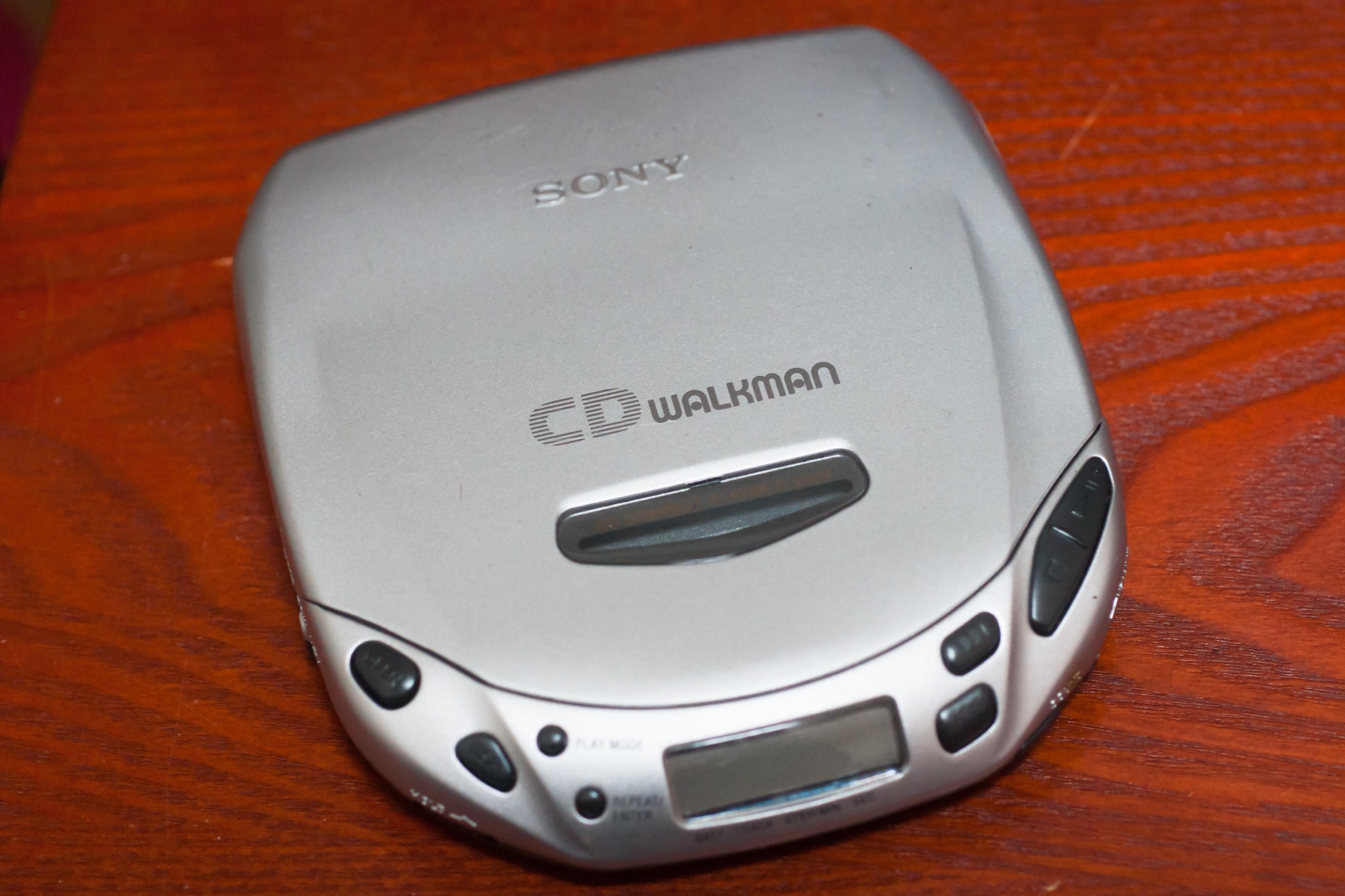 SONY D-E404 | MacBSの日常生活的日記