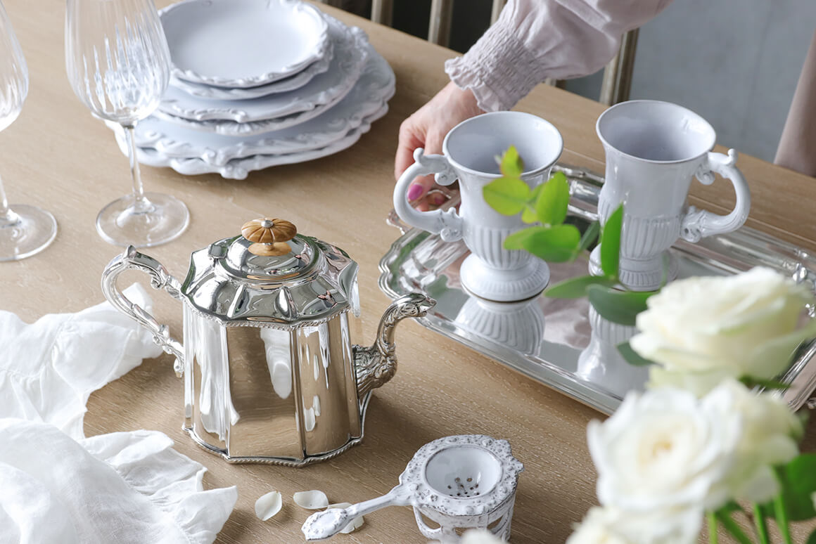 Royal Familyシルバーティーポット - サラグレース
