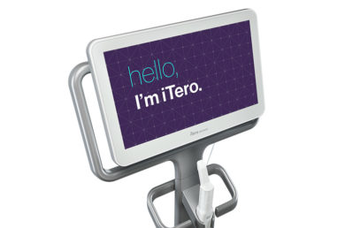 当院は高精度口腔内スキャナー「iTero (アイテロ) Element」導入医院