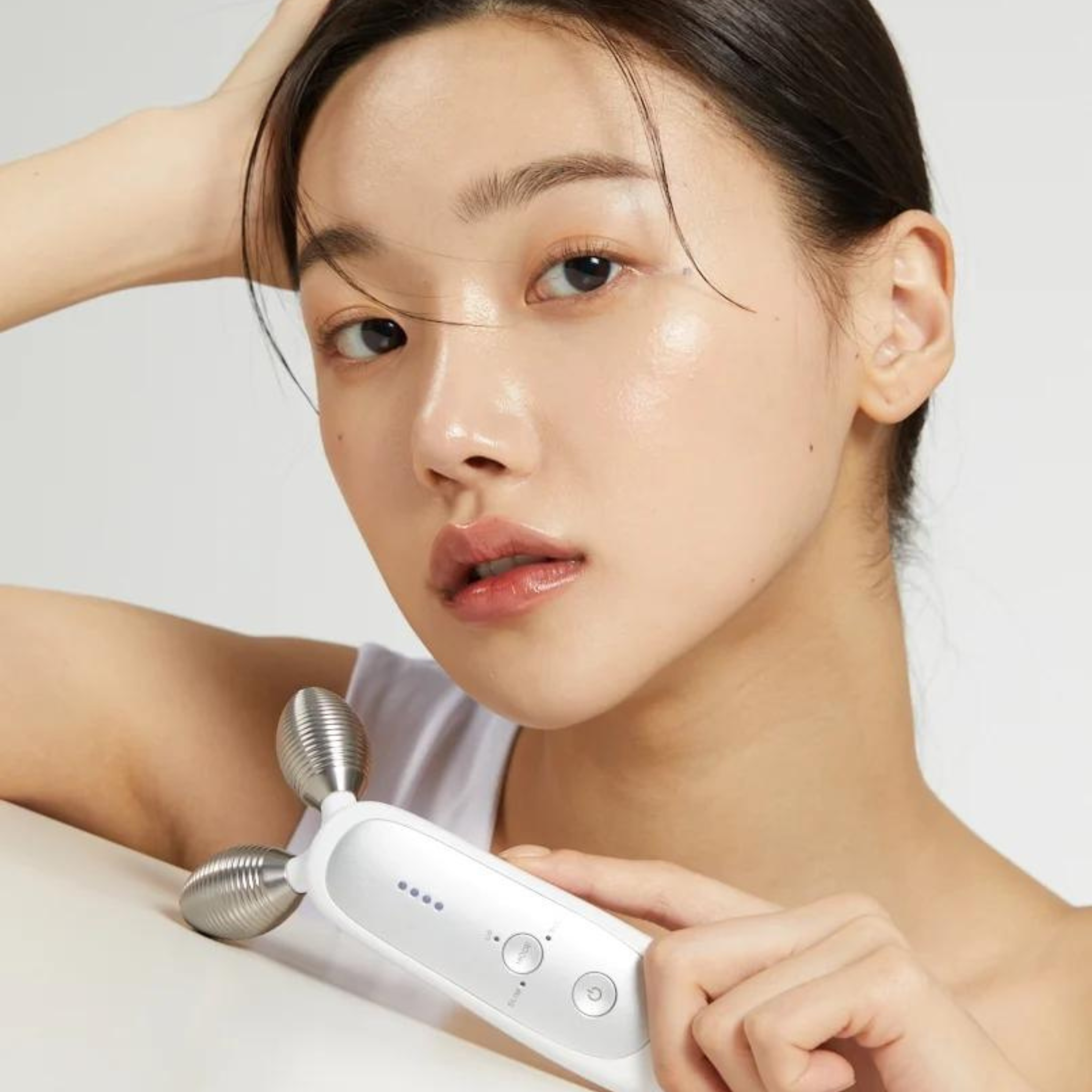 メディキューブ 美顔器 EMSダーマショット AGE-R メディキューブ EMS