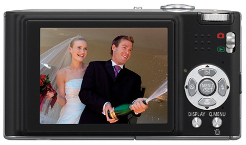 Panasonic Announced Super Slim Lumix DMC-FX35 With Ultra-Wide