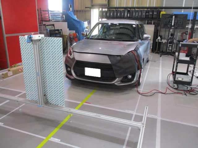 スイフトスポーツ（ZC33S）：フロントミリ波レーダーエーミング