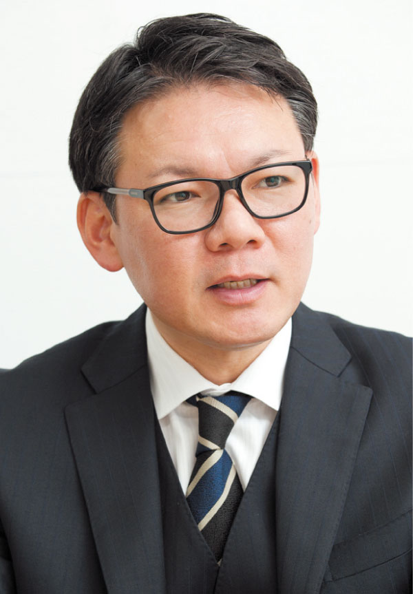 リーダーズインタビュー2025春 香川の未来を切り開く | 四国新聞社