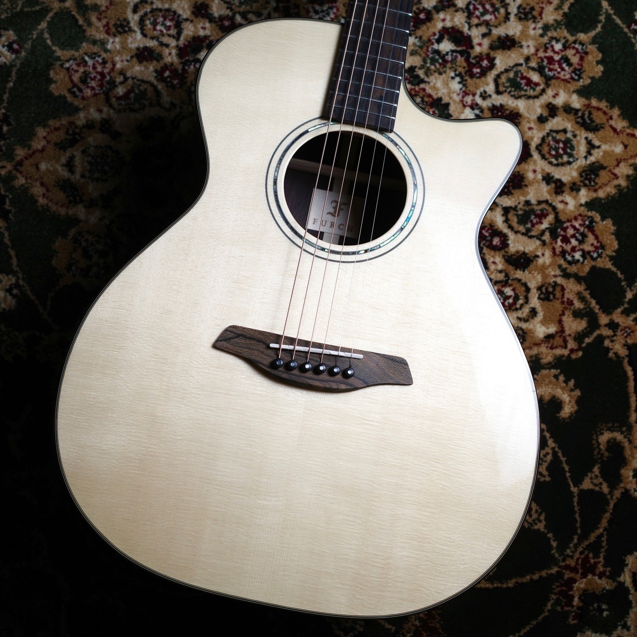 Furch (フォルヒ) Rainbow OMc-LG【Alpine SP×Madagascar RW】【2023