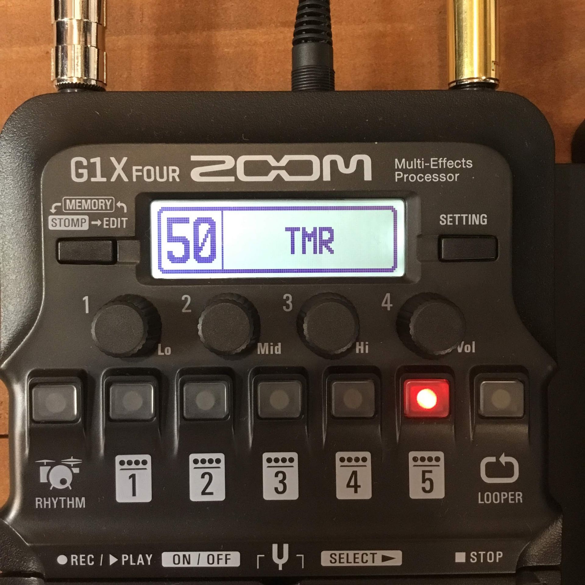 レビュー】ギター用マルチ ZOOM G1 FOURがエフェクター入門者にお