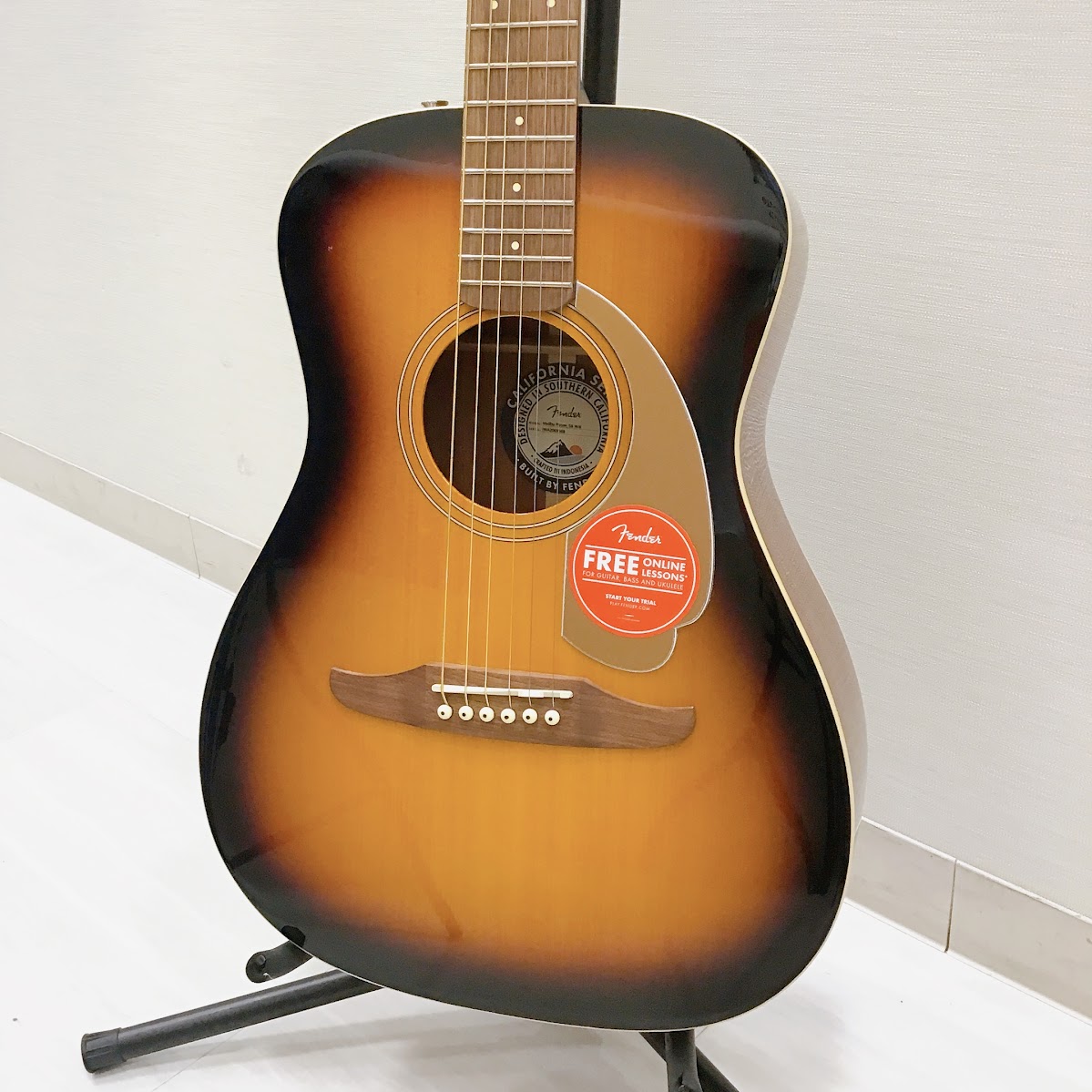 優美な雰囲気のスモールボディ！【Fender】 Malibu Player 入荷致し