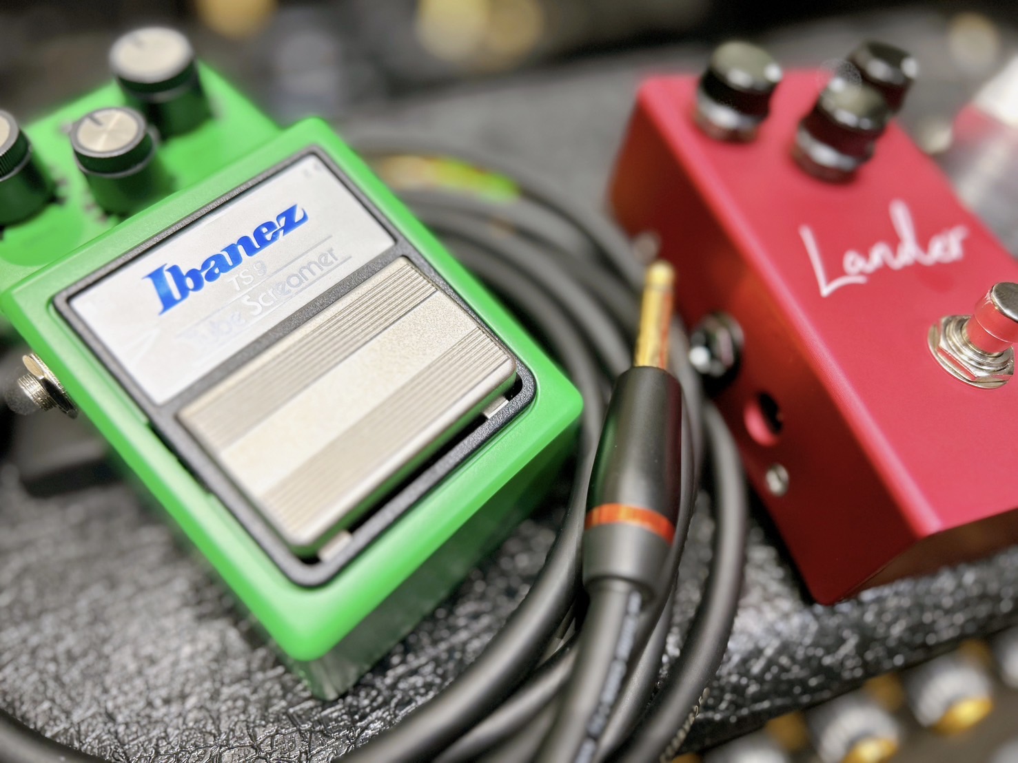 大分店】コンパクト・マルチ エフェクター 販売中！《ギター・ベース用