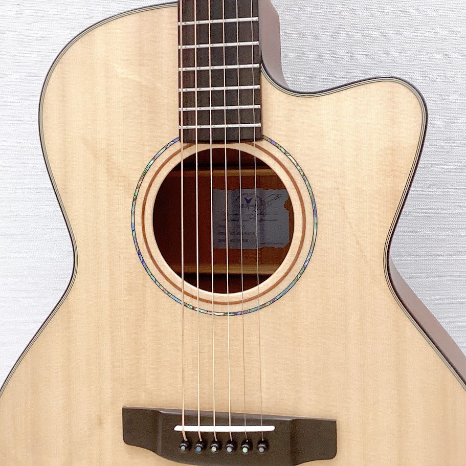 K.Yairi「BM-65CE」が入荷！手に馴染む、鳴り際立つ国産エレアコが大分