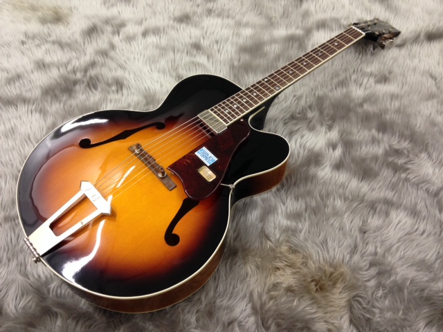 アーチドトップギターフェア】セミアコ・フルアコ多数展示しております