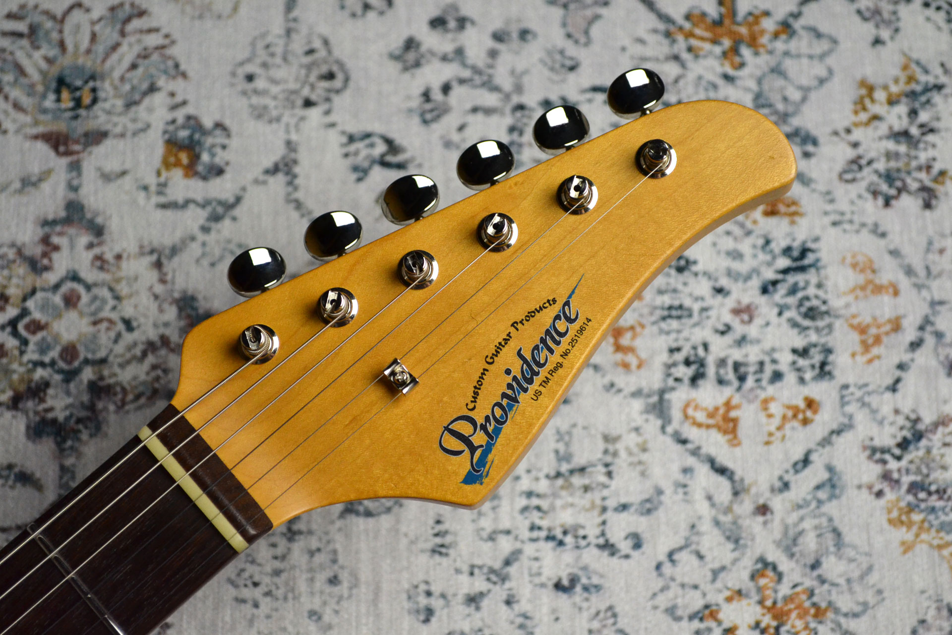 エレキギター新入荷】前回好評のため即売だった「Providence」。3