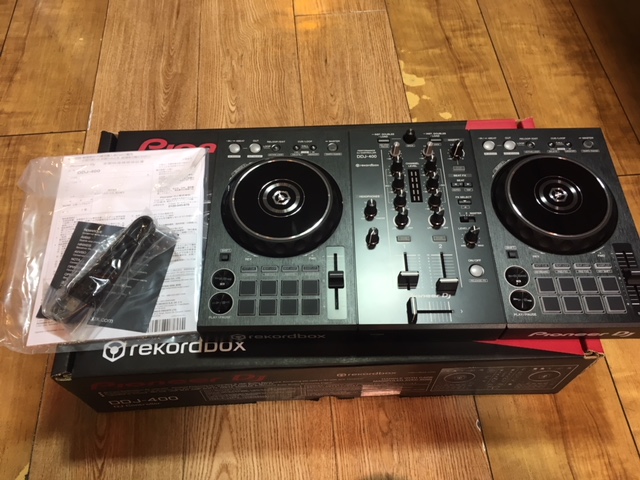 PioneerDJのRekordbox DJ用PCDJコントローラー『DDJ-400』が再入荷