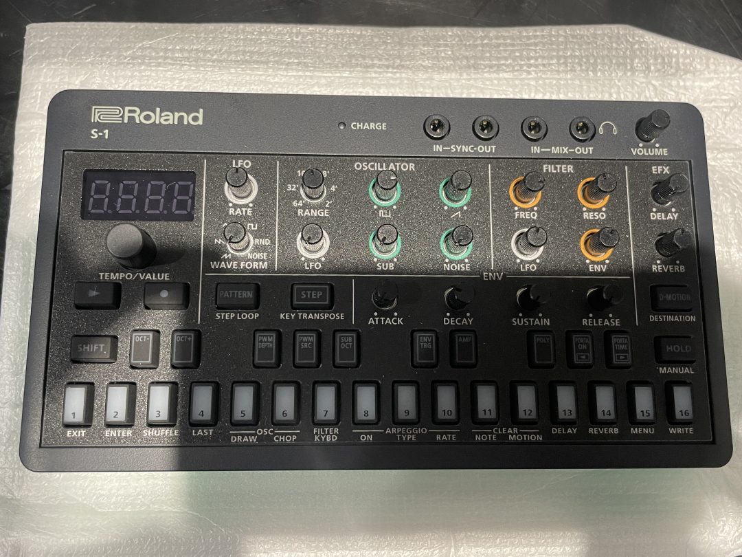 ご注文受付中！】Roland AIRA Compact第2弾 S-1 登場！想像力を
