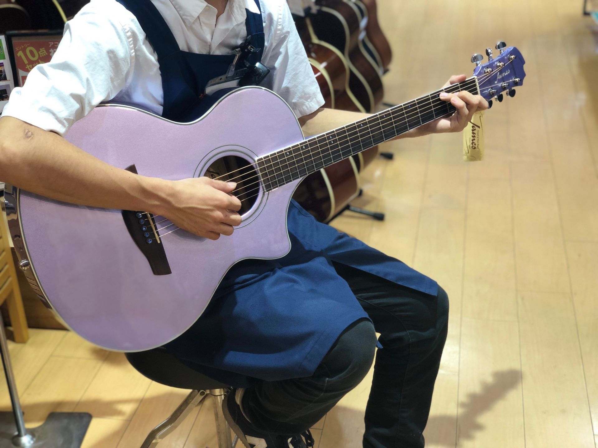 アコースティックギター】James J-400限定カラーを入荷しました