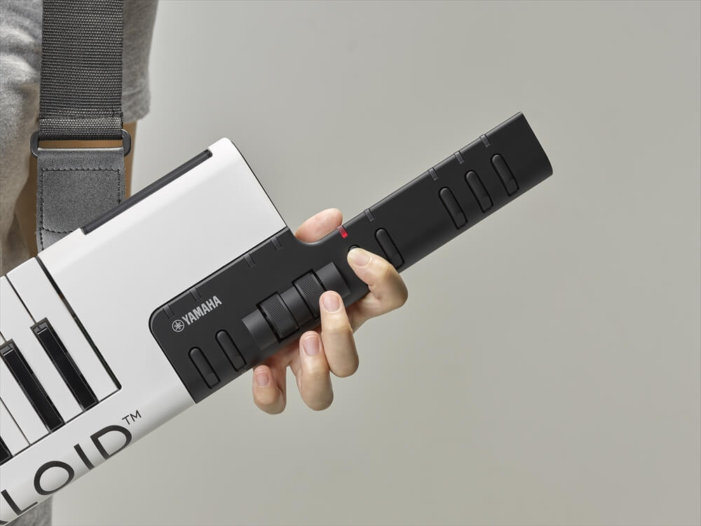 ショルダーキーボード】ボカロを歌わせるキーボード「YAMAHA VKB-100