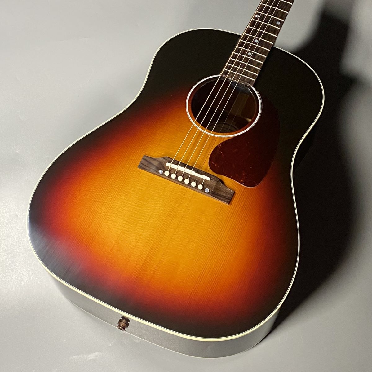 アコースティックギター】Gibson,Epiphone、ラウンドショルダー大集合
