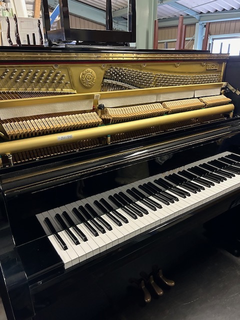 新日本ミュージック株式会社 販売中の中古ピアノ一覧