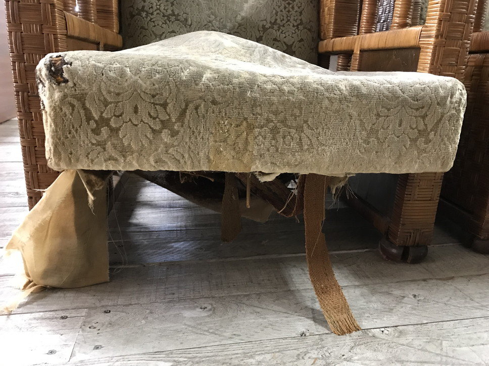 80年前のソファの張替え | シノハラ製作所スタッフブログ | 北九州の