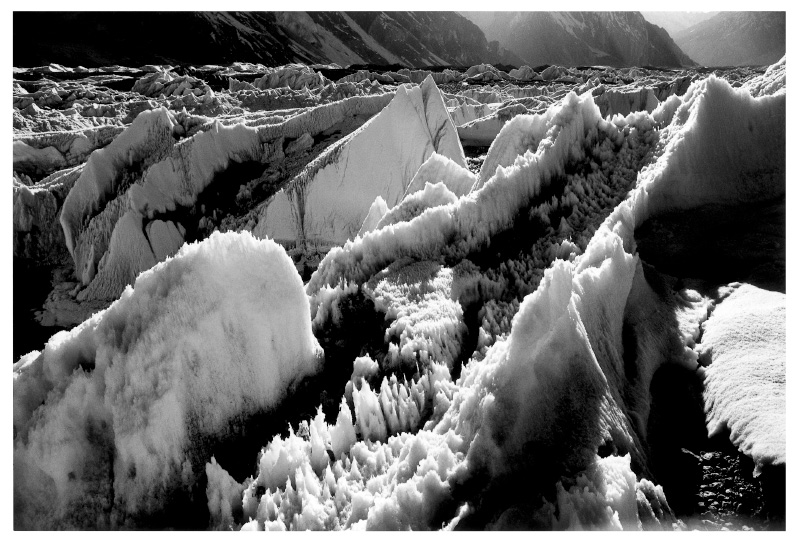 水越 武『真昼の星への旅』｜新潮社