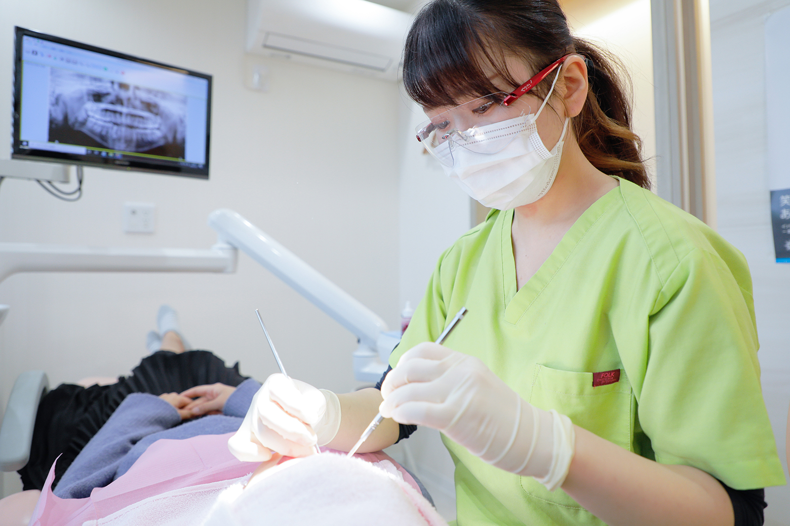 スウェーデン式」歯のクリーニング（歯石・歯垢除去）｜新海歯科医院