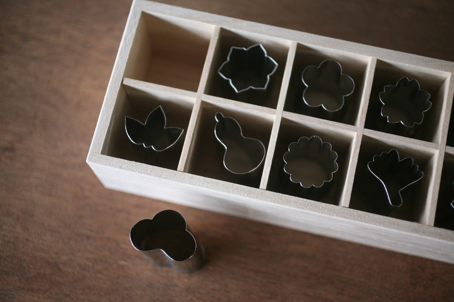 木屋 - 季節の抜き型12点セット 全国送料無料 | 職人.com