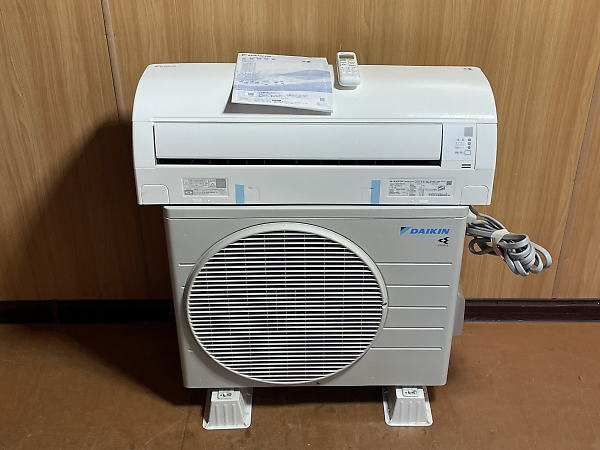 ダイキン ルームエアコン 2.2kW 冷房9畳/暖房6畳 S22ZTES-W (2022年製