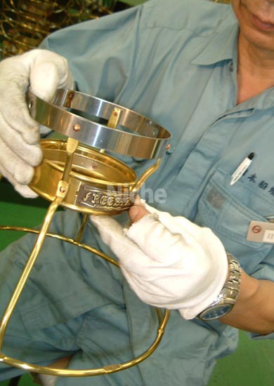 日本船燈（ニッセン）ゴールドフレーム フリージアストーブ IS-3 -