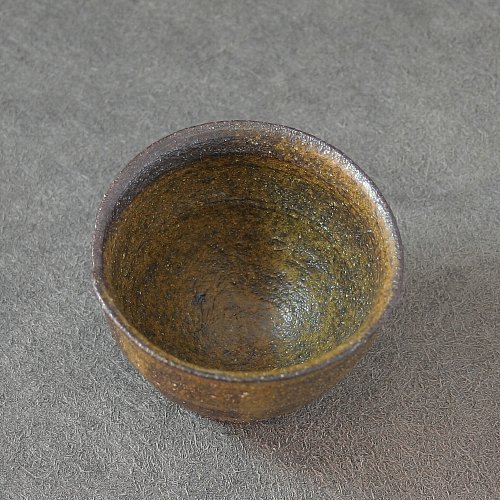 陶器・伊羅保・ぐい呑み｜吉井史郎