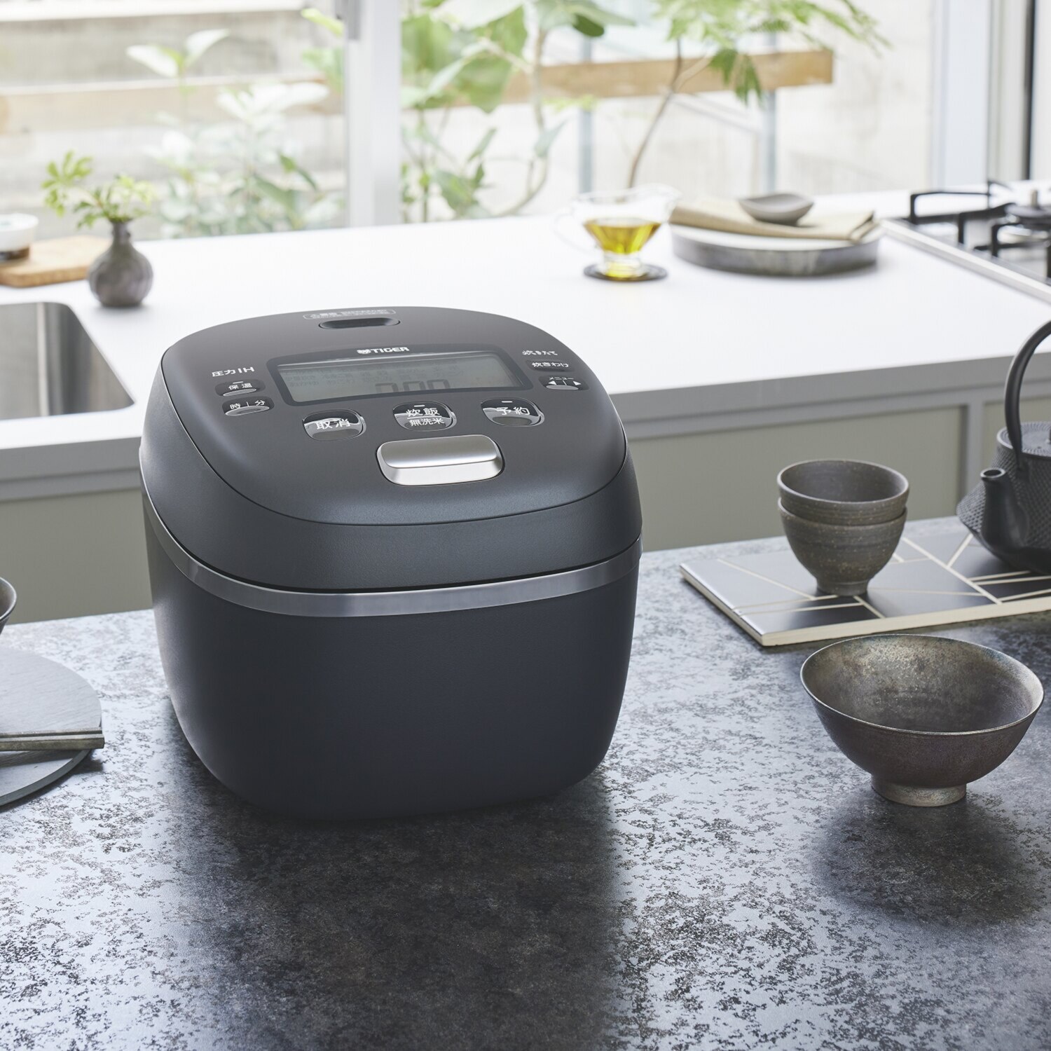 タイガーJPG-S100 KS土鍋圧力IH炊飯ジャー 5.5合炊きたて