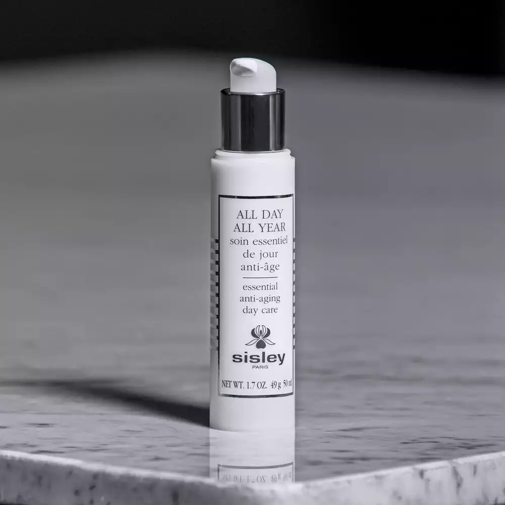 SISLEY PARIS - ALL DAY ALL YEAR