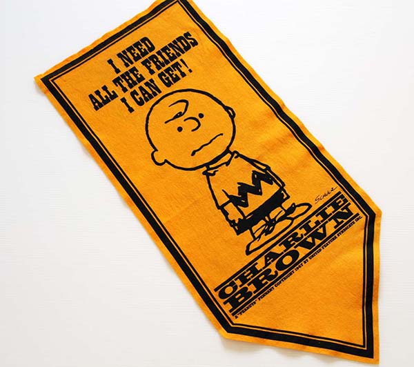 70s PEANUTS CHARLIE BROWNチャーリーブラウン フェルト ペナント 黄