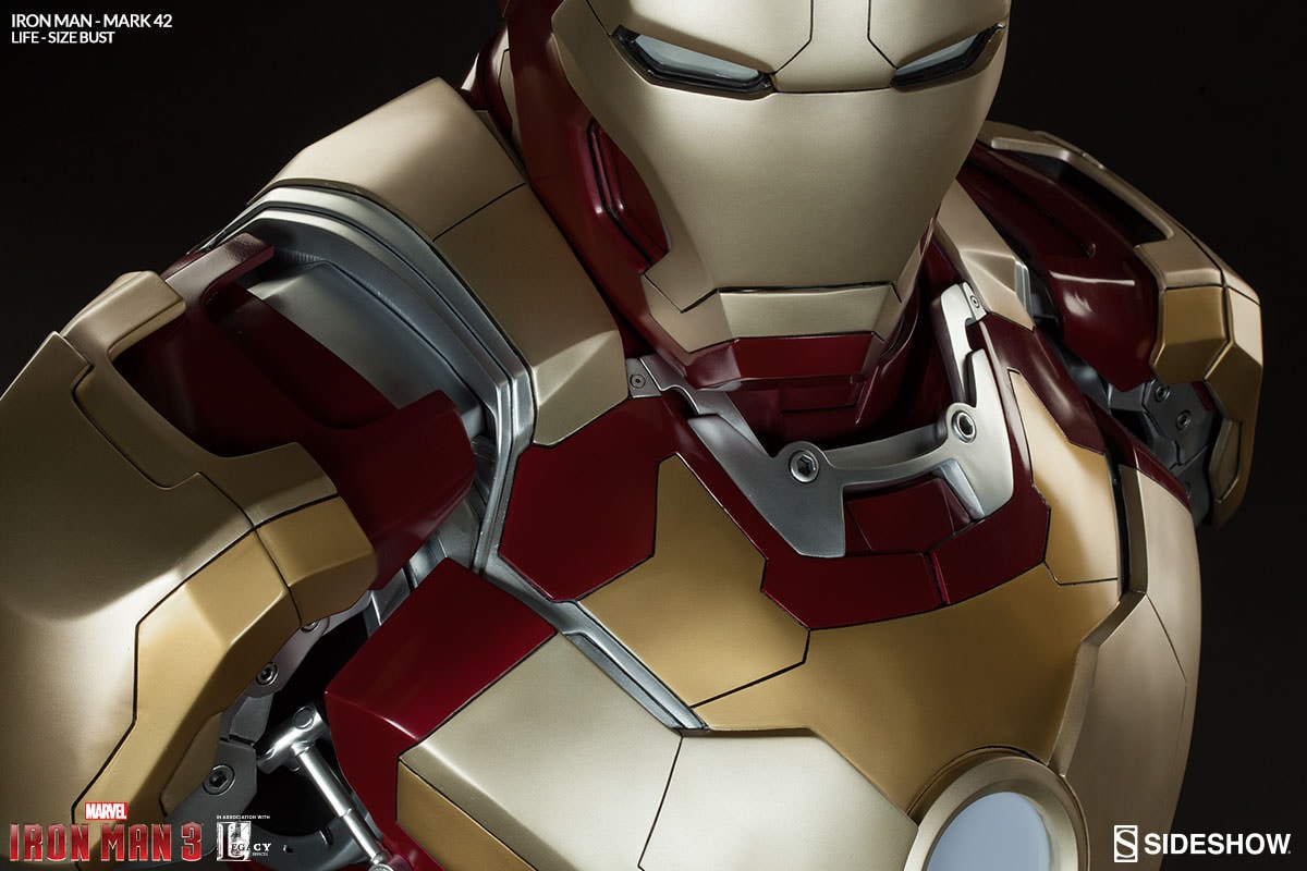 Iron Man Mark 42 by Sideshow Collectibles | Sideshow Collectibles