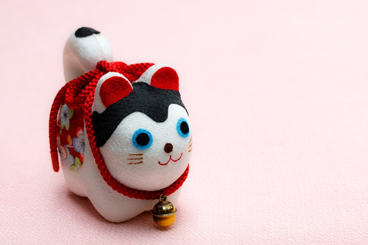 犬張子とは？由来や発祥、お宮参りの小物に込められた意味｜こども写真