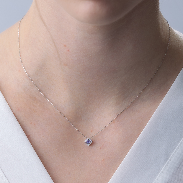 TANZANITE SQUARE HALO NECKLACE(2XN0469)Pt950 ネックレス｜スター