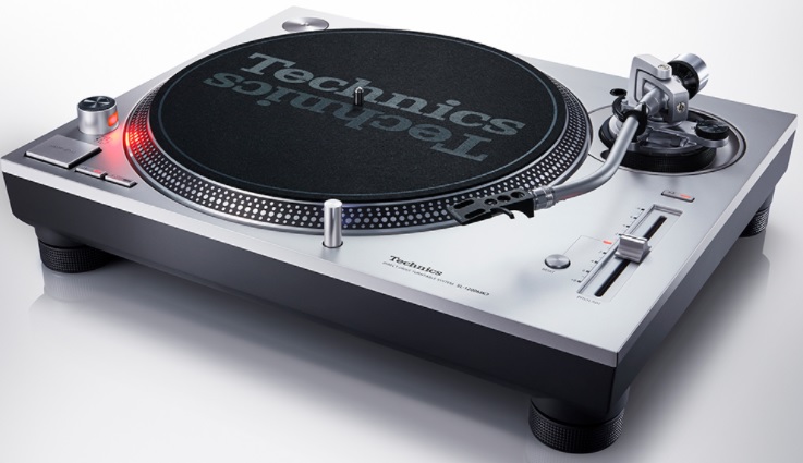 Technics SL-1200 MK7 EG silver Turntable