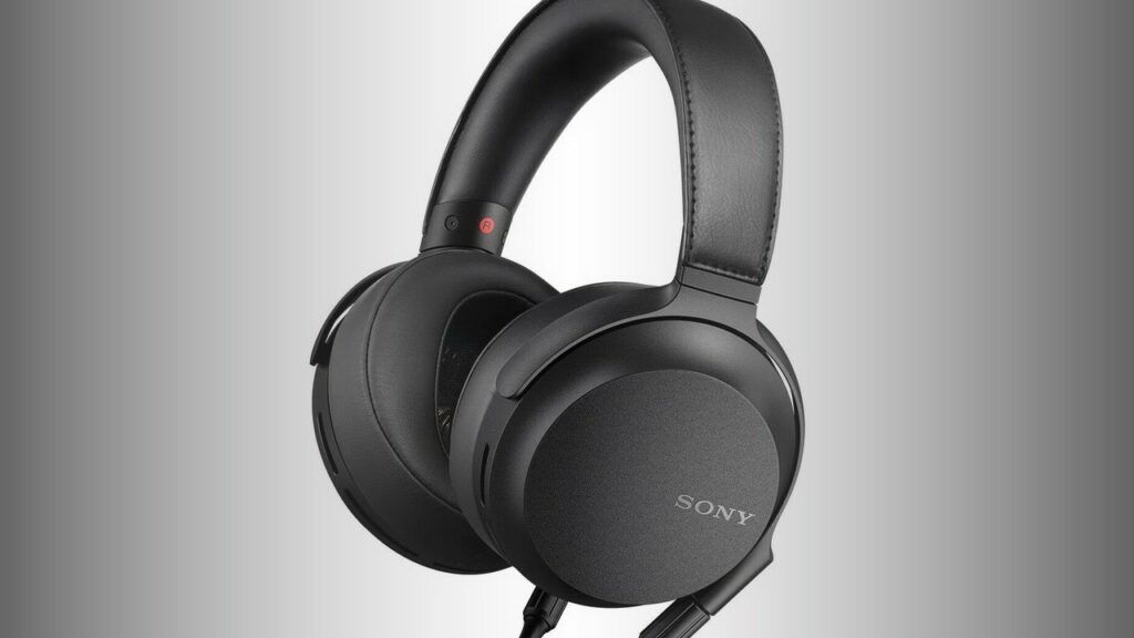 Sony MDR-Z7M2: Closed-back reference-class headphones