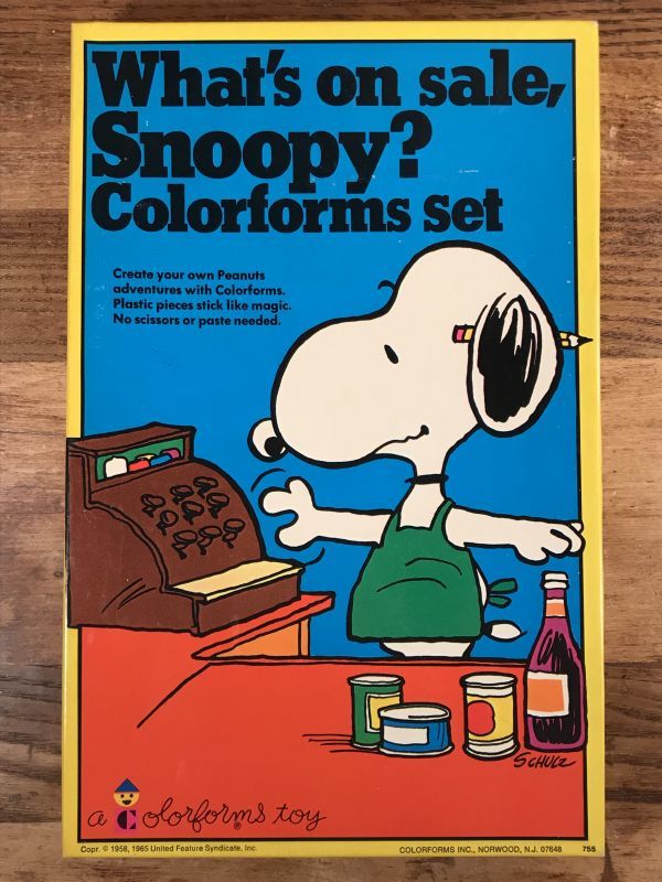 Colorforms Peanuts “What's on sale, Snoopy?” Colorforms Set