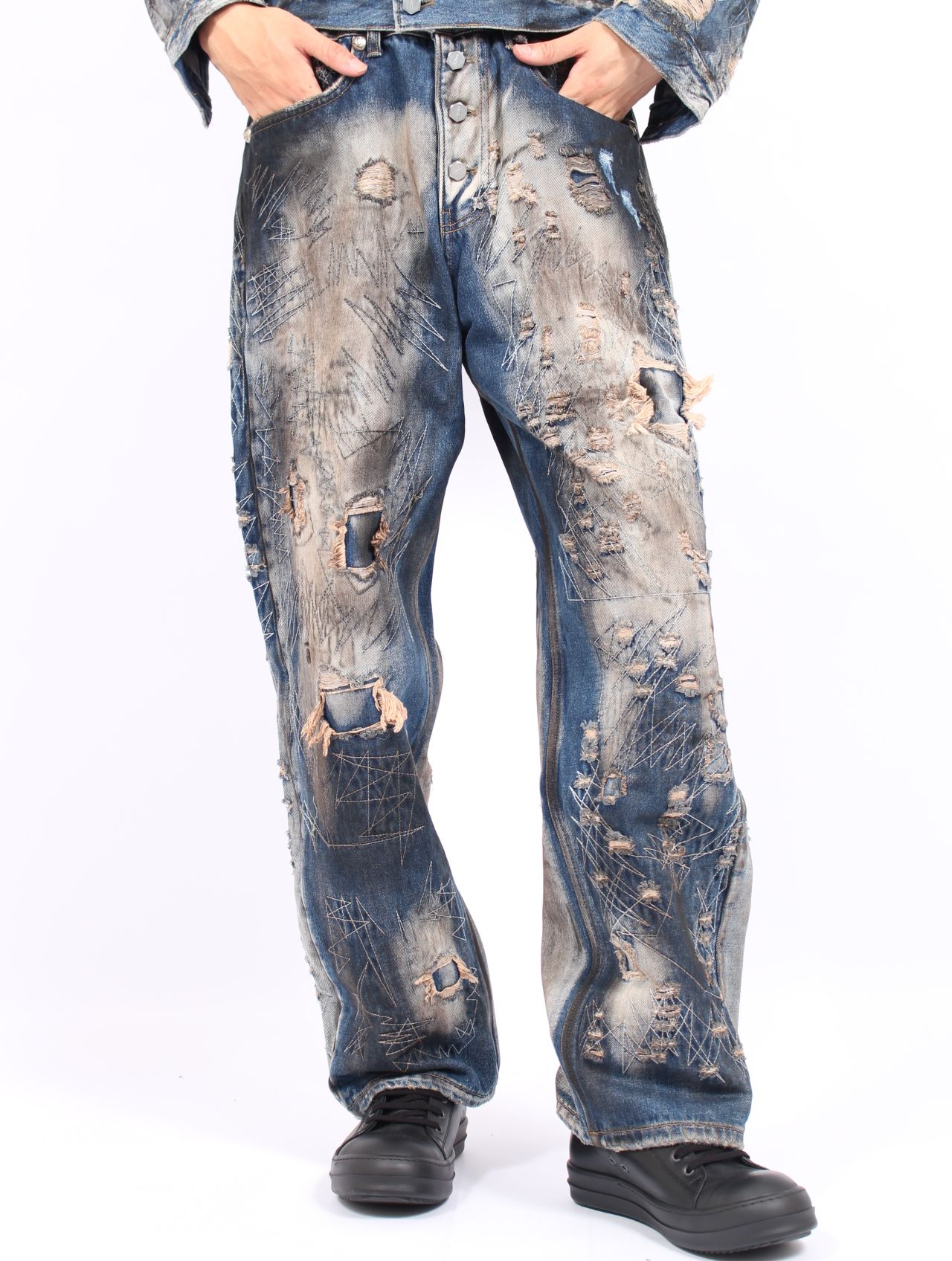 Thug Club - 【25AW】ハードウォッシュド ダメージ デニム パンツ