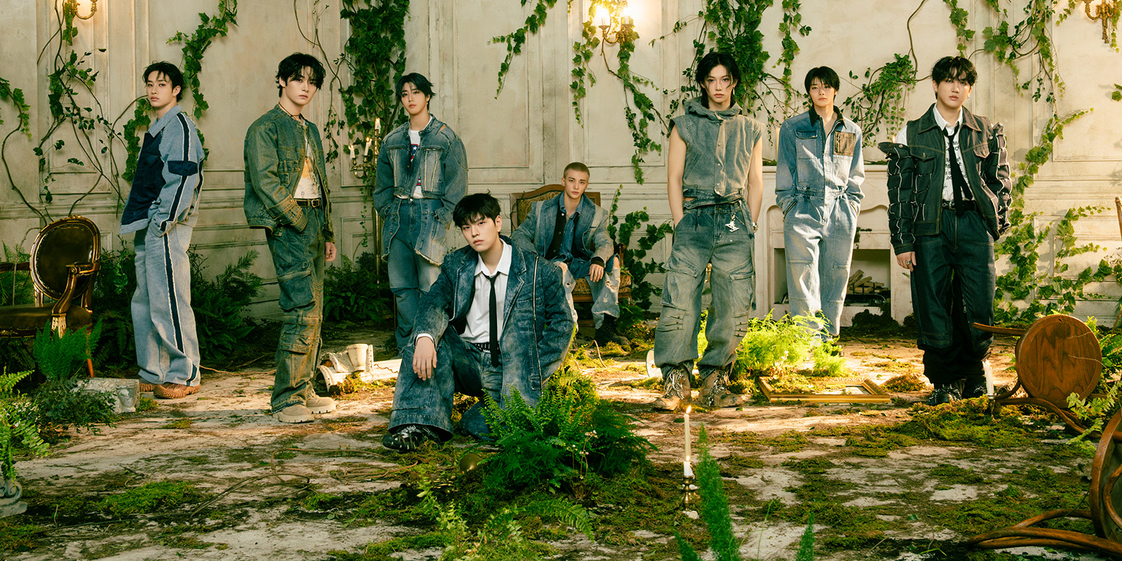 Stray Kids『Hollow』Special Site