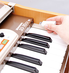 教育用オルガン SO-70CU | 鈴木楽器製作所