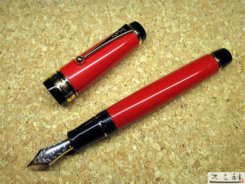 パイロット カスタムウルシ万年筆「朱」 あのカスタムウルシ万年筆に