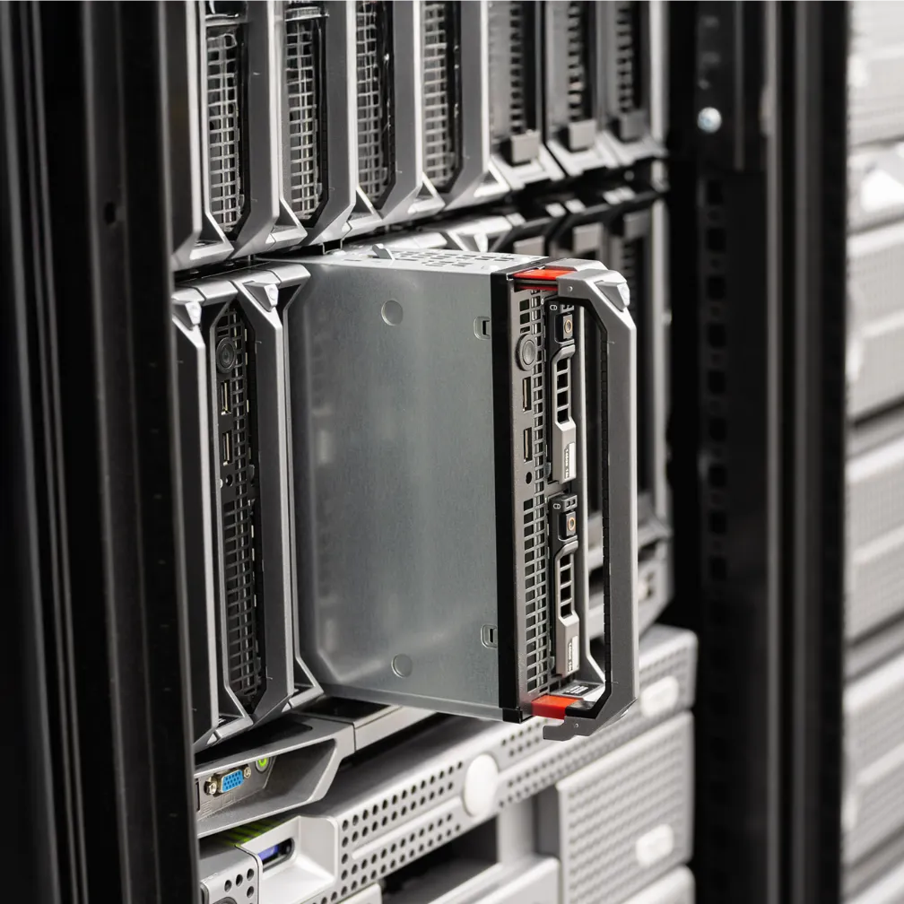 MIC-742-AT｜製品情報｜サーバー・産業用PCならサンウェイテクノロジー